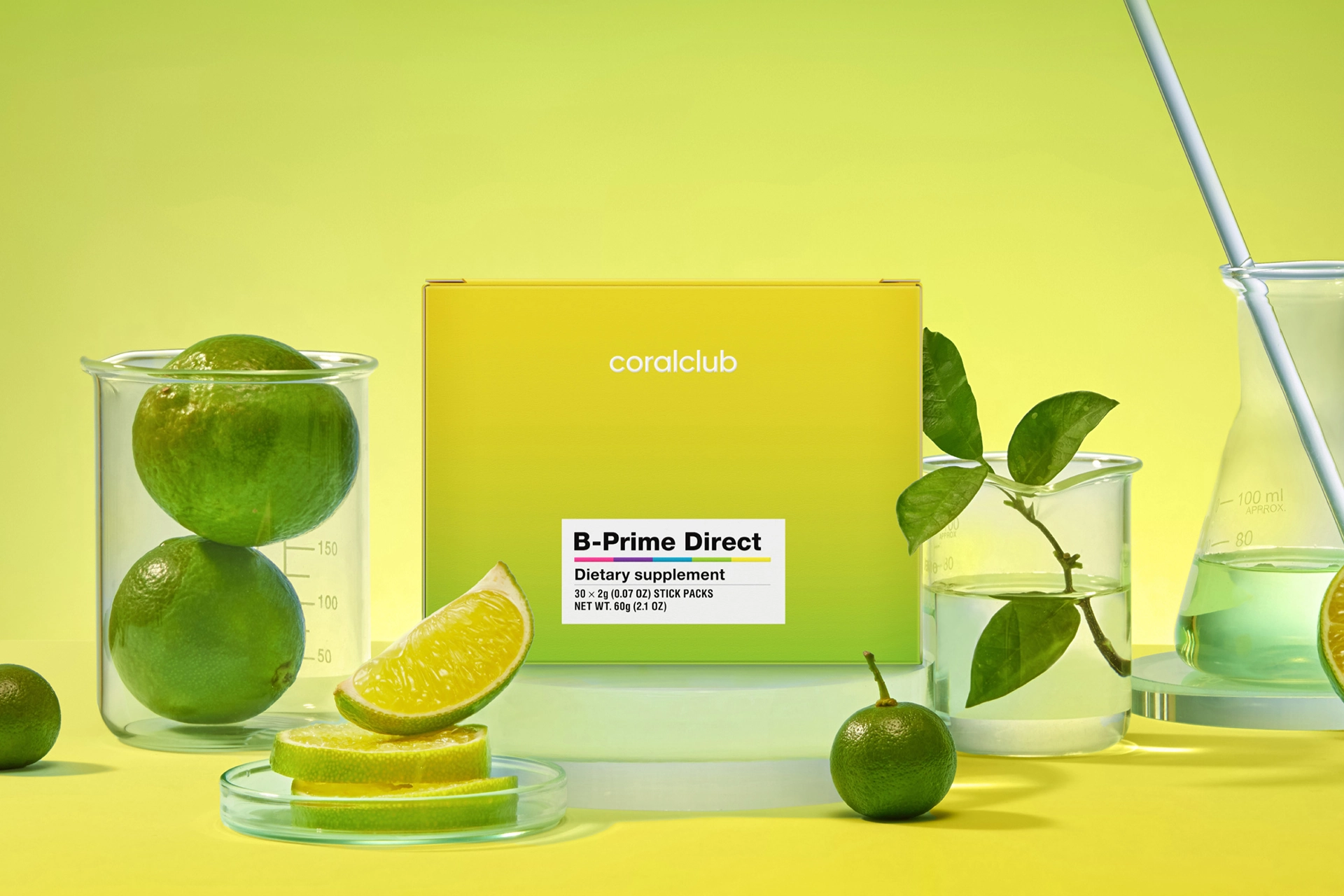 Упаковка B-Prime Direct в лайфстайл-оточенні поруч зі свіжими фруктами