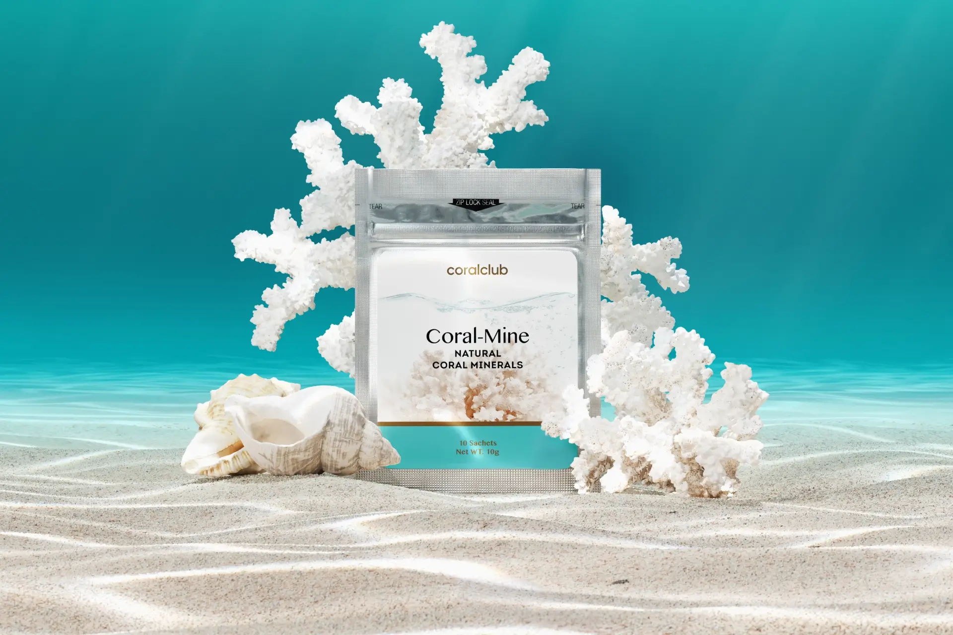 Саше Coral-Mine в естетичній лайфстайл-розкладці з морськими мотивами